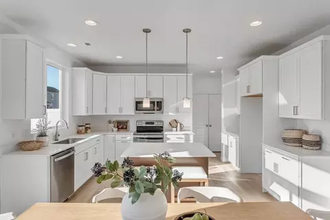 Kitchen - 2106 W 2530 N, Clinton, UT 84015 photo 2 of 3