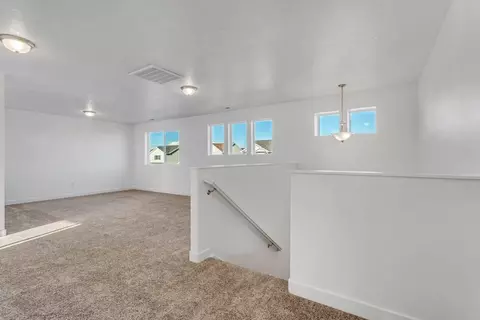 Living - 2106 W 2530 N, Clinton, UT 84015 photo 1 of 4