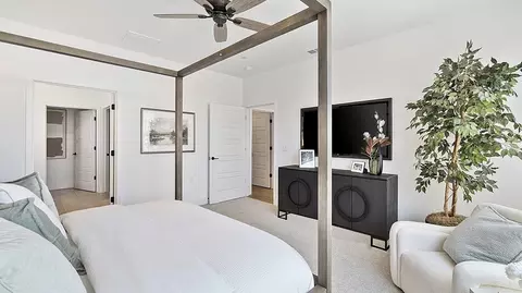 Bedroom - Hwy 41 & Ave. 12, Madera, CA 93636 photo 2 of 6