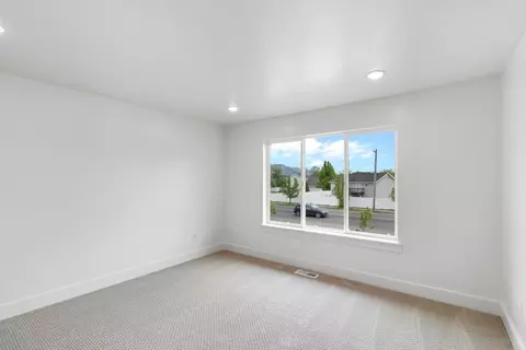 Bedroom - 7115 N Cairns Way, Eagle Mountain, UT 84005 photo 3 of 7