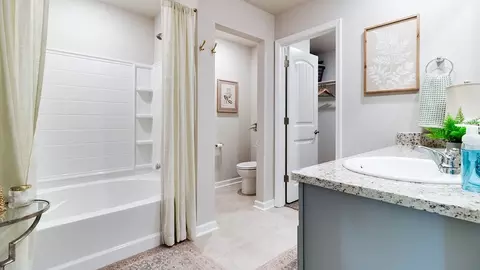 Bath - 111 Cruz Dr, Sunset, LA 70584 photo 7 of 9