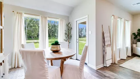 Dining - 111 Cruz Dr, Sunset, LA 70584 photo 1 of 1