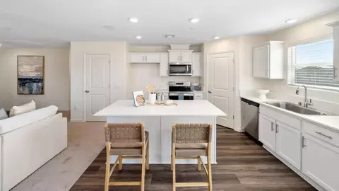 Kitchen - 8107 Crofton Way, Bakersfield, CA 93307 photo 2 of 5