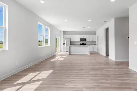 Living - 224 E Millbrook Dr, Spring Hill, TN 37174 photo 6 of 6