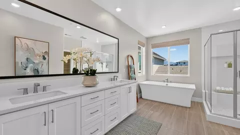 Bath - 909 Treble, Irvine, CA 92618 photo 1 of 2