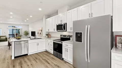 16830 20th Ave W A3, Lynnwood, WA 98037