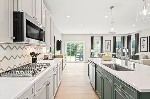 Kitchen - 823 Mcdade St, Monroe, NC 28112 photo 4 of 7