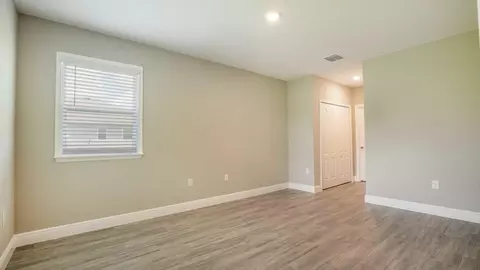 Bedroom - 2214 Elegant Mnr Cir, Edgewater, FL 32141 photo 1 of 7