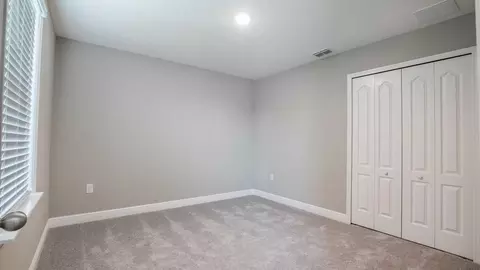 Bedroom - 2214 Elegant Mnr Cir, Edgewater, FL 32141 photo 7 of 7