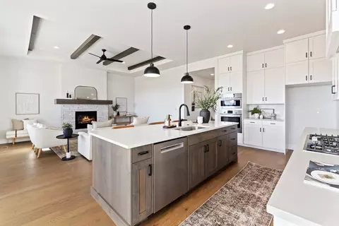 Kitchen - N Mcleod Way, Eagle, ID 83714 photo 2 of 2