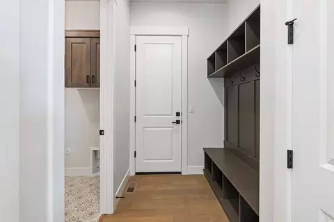 Entry Way - N Mcleod Way, Eagle, ID 83714 photo 4 of 4