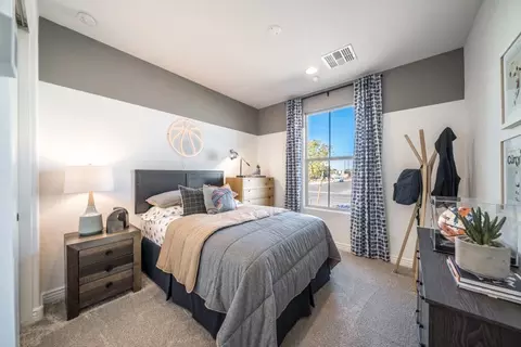 Bedroom - 7911 E Raleigh Ave, Mesa, AZ 85212 photo 4 of 10