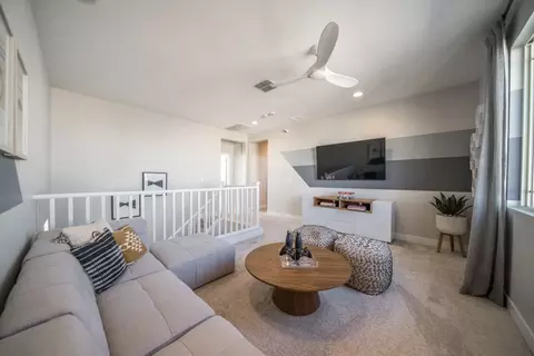 Entry Way - 7911 E Raleigh Ave, Mesa, AZ 85212 photo 7 of 8