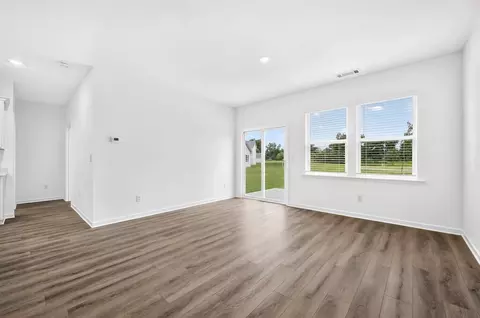 Living - 103 Kanza Trl, Perry, GA 31069 photo 1 of 1