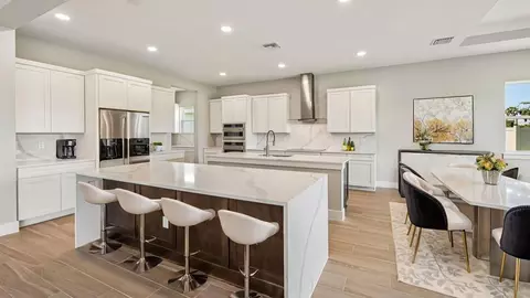 Kitchen - 8530 Salmar Loop, Parrish, FL 34219 photo 2 of 5