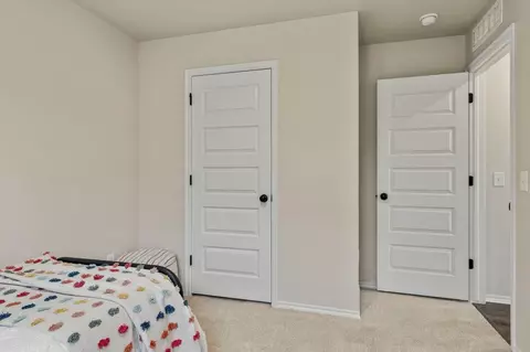 Bedroom - 16140 Tall Grass Dr, Moore, OK 73170 photo 5 of 5