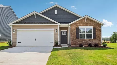 25 Cora View Trl, Waynesville, NC 28785