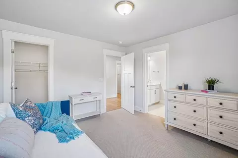 Bedroom - 623 Sweetspire Trl, Seneca, SC 29678 photo 5 of 7