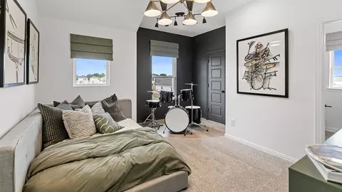 Bedroom - 305 Box Elder Ct, Waller, TX 77484 photo 6 of 10