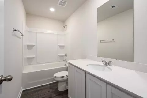 Bath - 3004 Pilgrim Way, Montevallo, AL 35115 photo 2 of 2