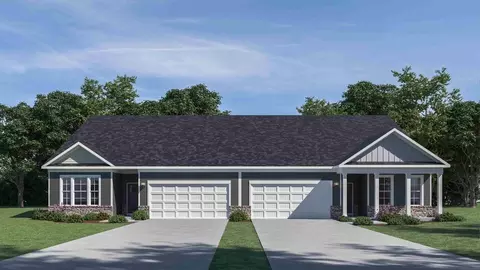 368 Gleneagles Dr, Butler, PA 16001