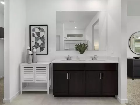 Bath - 24381 W Hazel Dr, Buckeye, AZ 85326 photo 2 of 4