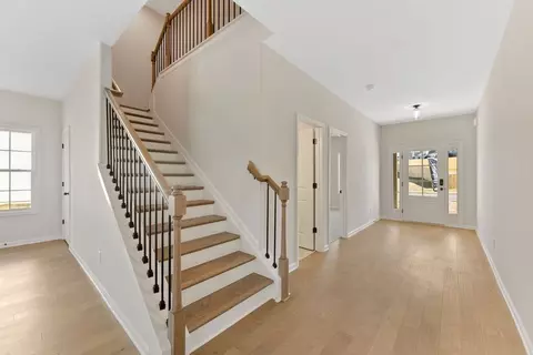 Entry Way - 102 Beaver Creek Way, Lagrange, GA 30241 photo 2 of 5