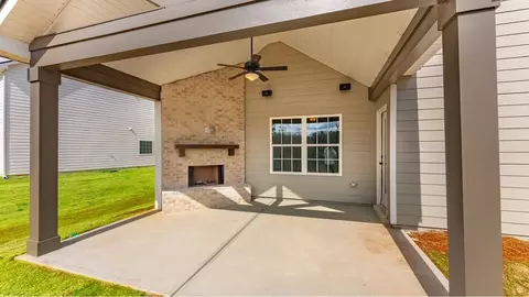 Exterior - 102 Beaver Creek Way, Lagrange, GA 30241 photo 9 of 18
