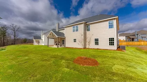 Exterior - 102 Beaver Creek Way, Lagrange, GA 30241 photo 8 of 18