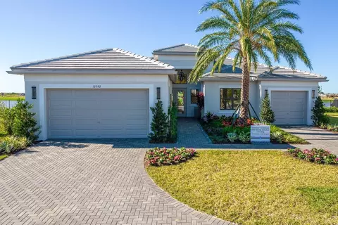 12724 SW Amber Ridge Rd, Port Saint Lucie, FL 34987