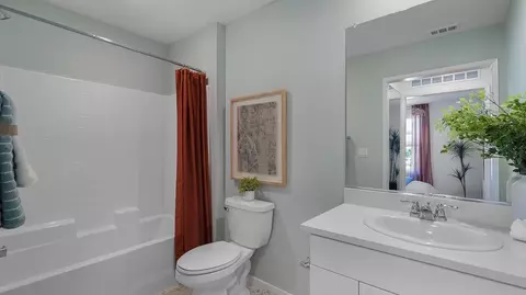 Bath - 39428 Sangria Ct, Indio, CA 92203 photo 2 of 3