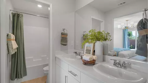 Bath - 39428 Sangria Ct, Indio, CA 92203 photo 1 of 3