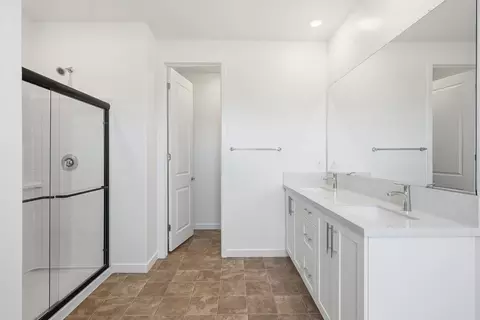 Bath - 42954 56th St W, Lancaster, CA 93536 photo 1 of 1