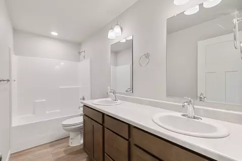 Bath - L22b5 Centauri Ave, Spearfish, SD 57783 photo 2 of 4