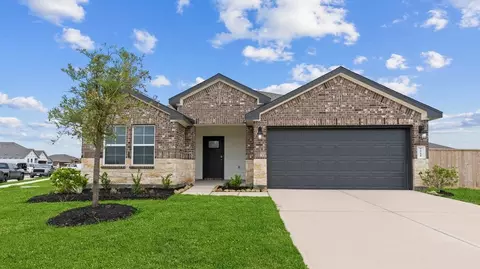 1022 Paddlefish Ln, Alvin, TX 77511