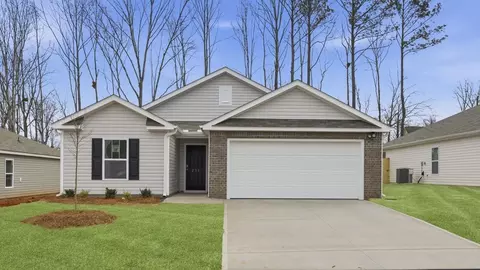 112 Pretoria Dr, Fountain Inn, SC 29644