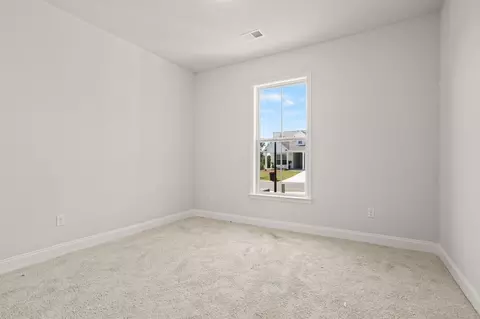 Bedroom - 554 Hydrangea St, Seneca, SC 29678 photo 1 of 3