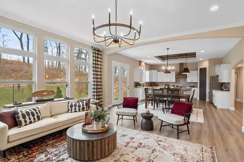 Living - Everglades Dr, Ashland, MO 65010 photo 2 of 5