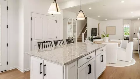 Kitchen - 8959 Bryce Rd, Plain City, OH 43064 photo 4 of 7