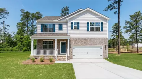 3000 Platinum Cir, West End, NC 27376