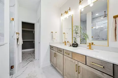 Bath - 101 Elm View Dr, Georgetown, TX 78628 photo 1 of 2