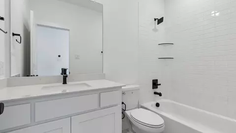 Bath - 921 Partridge Rd, Prosper, TX 75078 photo 3 of 4