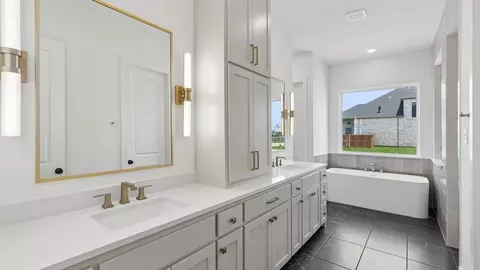 Bath - 921 Partridge Rd, Prosper, TX 75078 photo 2 of 4