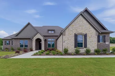 528 Lantana Dr, Weatherford, TX 76085