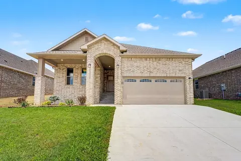 1140 Garrett Ln, Centerton, AR 72719