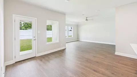 Living - 206 High Ridge Rd, Duson, LA 70529 photo 3 of 5