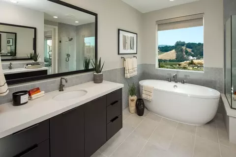 Bath - 337 Currant Dr, Napa, CA 94558 photo 1 of 3