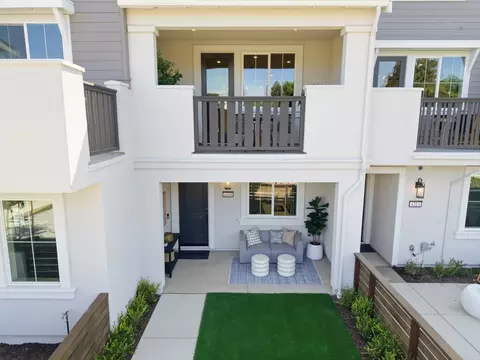Exterior - 2113 Willow Oak Ln, Pleasanton, CA 94566 photo 5 of 11
