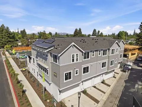View/Area - 2113 Willow Oak Ln, Pleasanton, CA 94566 photo 2 of 50