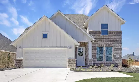 2465 W Lambert Rd, Weatherford, TX 76088